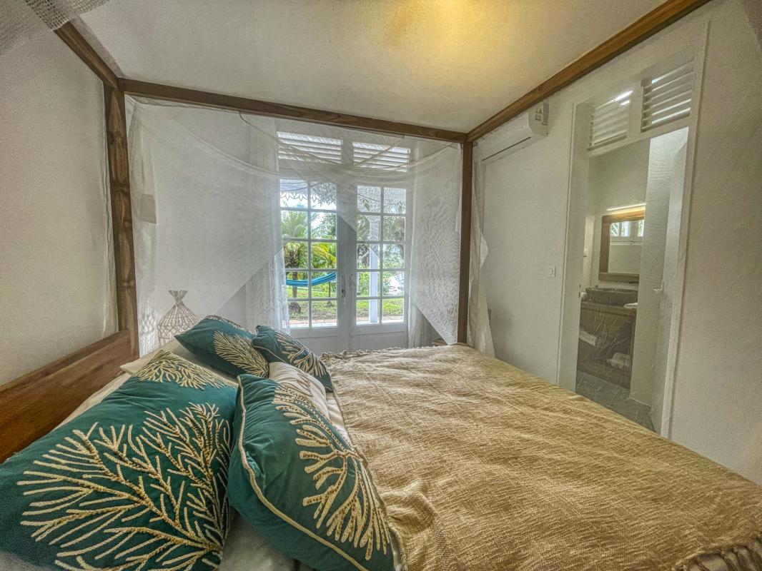 30.Location villa piscine vue mer Bouillante Guadeloupe_Chambre 2